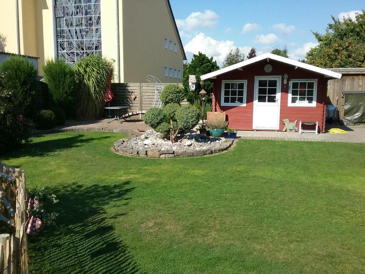 Souterrainappartement Bielefeld Exterior foto